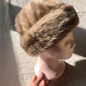 American Vintage Plush Faux Fur Headband in Taupe